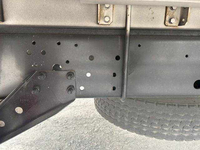 いすゞフォワードアルミウイング中型（4t）[写真31]