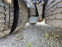 UDトラックスクオントレーラーヘッド（トラクターヘッド）大型（10t）[写真27]