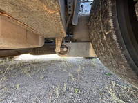 UDトラックスクオントレーラーヘッド（トラクターヘッド）大型（10t）[写真29]