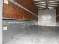 いすゞフォワードアルミウイング中型（4t）[写真12]