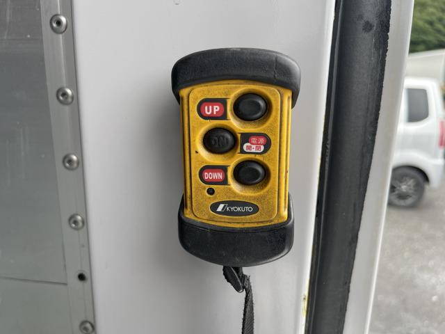 いすゞフォワードアルミウイング中型（4t）[写真14]