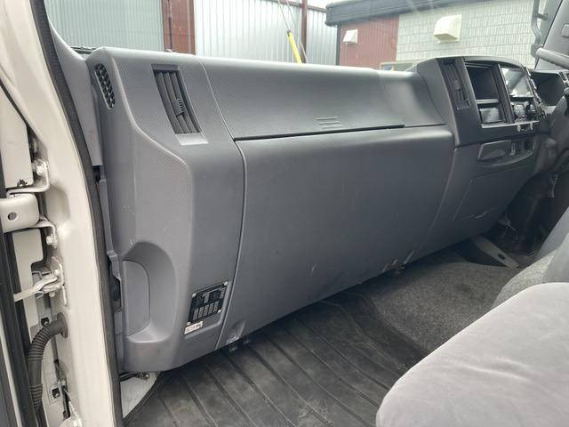 いすゞフォワードアルミウイング中型（4t）[写真20]