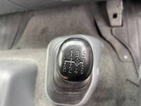 いすゞフォワードアルミウイング中型（4t）[写真26]