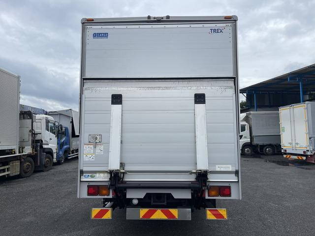 いすゞフォワードアルミウイング中型（4t）[写真03]