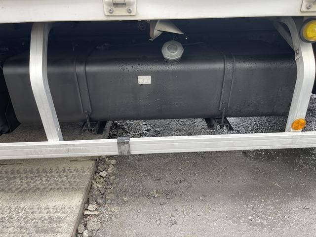 いすゞフォワードアルミウイング中型（4t）[写真36]