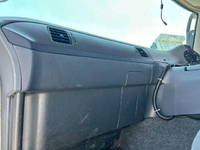 三菱ふそうスーパーグレートトレーラーヘッド（トラクターヘッド）大型（10t）[写真15]