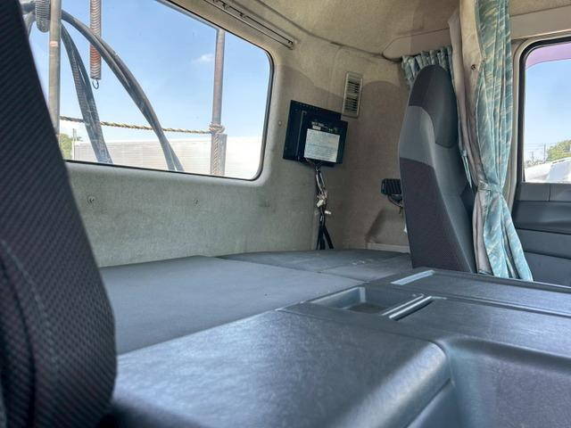 三菱ふそうスーパーグレートトレーラーヘッド（トラクターヘッド）大型（10t）[写真15]