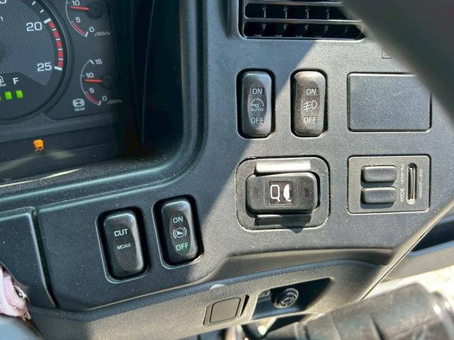 三菱ふそうスーパーグレートトレーラーヘッド（トラクターヘッド）大型（10t）[写真23]