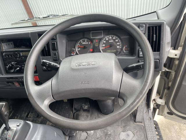 いすゞエルフ冷凍車（冷蔵車）小型（2t・3t）[写真22]