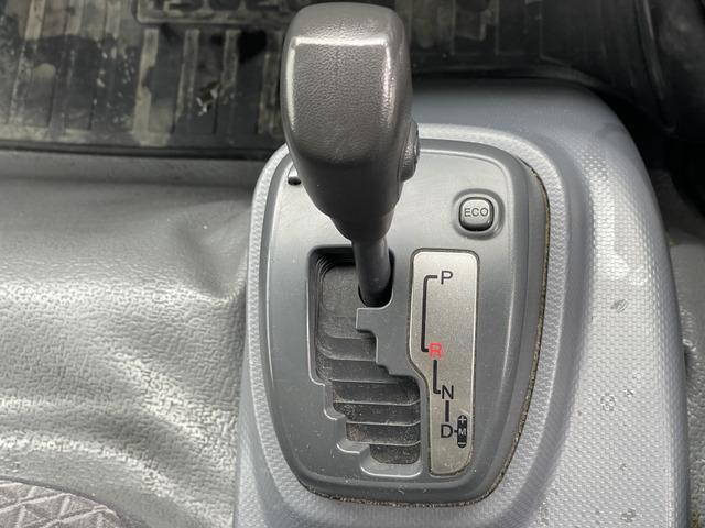 いすゞエルフ冷凍車（冷蔵車）小型（2t・3t）[写真24]