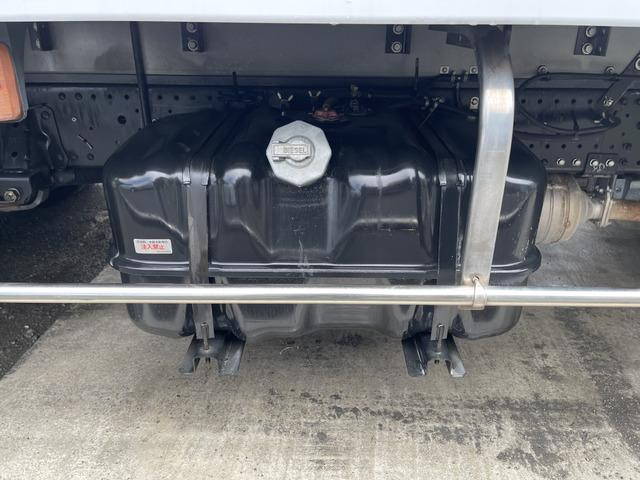 いすゞエルフ冷凍車（冷蔵車）小型（2t・3t）[写真33]