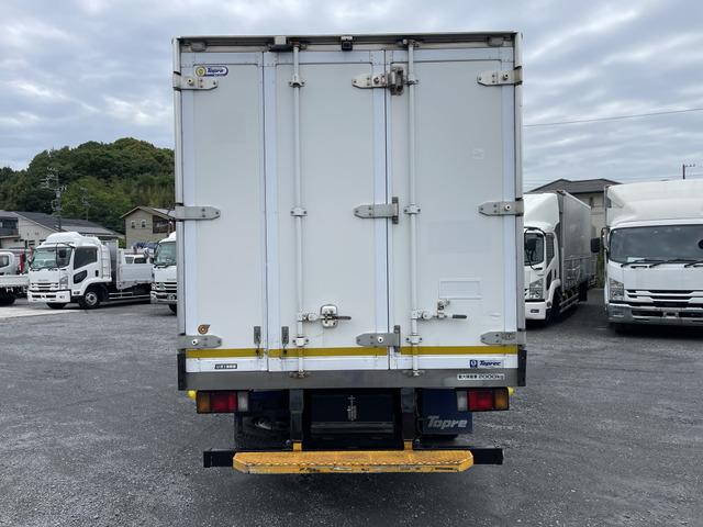 いすゞエルフ冷凍車（冷蔵車）小型（2t・3t）[写真09]