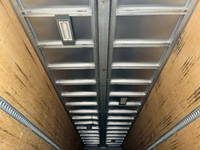 いすゞギガアルミウイング大型（10t）[写真11]