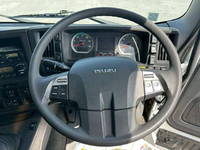 いすゞギガアルミウイング大型（10t）[写真24]