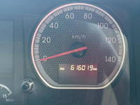 いすゞギガアルミウイング大型（10t）[写真25]