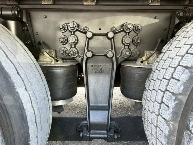 いすゞギガアルミウイング大型（10t）[写真37]