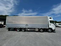 いすゞギガアルミウイング大型（10t）[写真07]