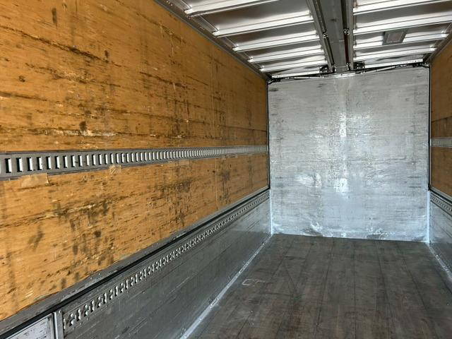 いすゞギガアルミウイング大型（10t）[写真07]