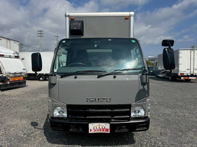 いすゞエルフ移動販売車小型（2t・3t）[写真08]