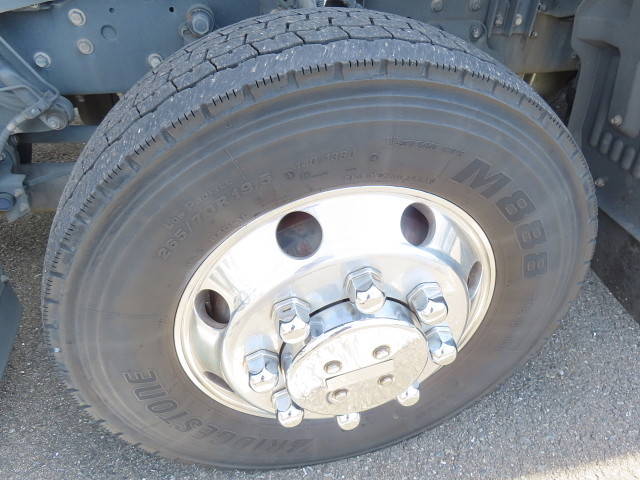 日野プロフィアアルミブロック大型（10t）[写真14]