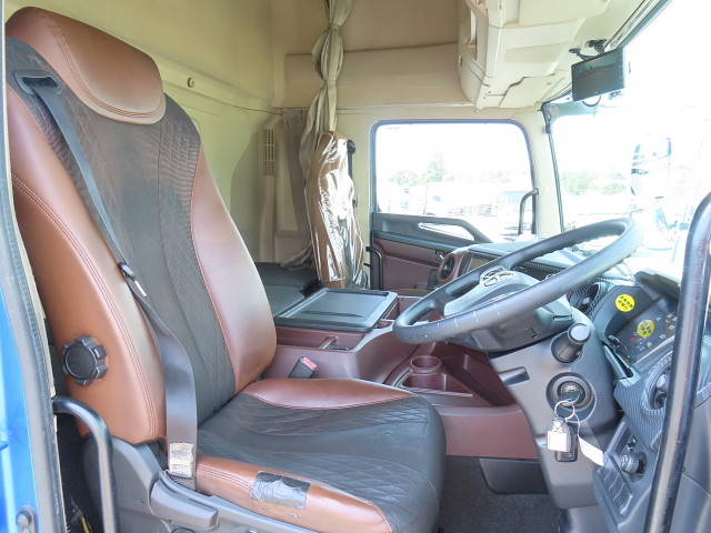 日野プロフィアアルミブロック大型（10t）[写真18]