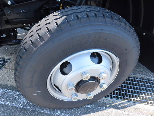 三菱ふそうファイターコンテナ専用車中型（4t）[写真11]