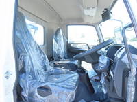 三菱ふそうファイターコンテナ専用車中型（4t）[写真16]