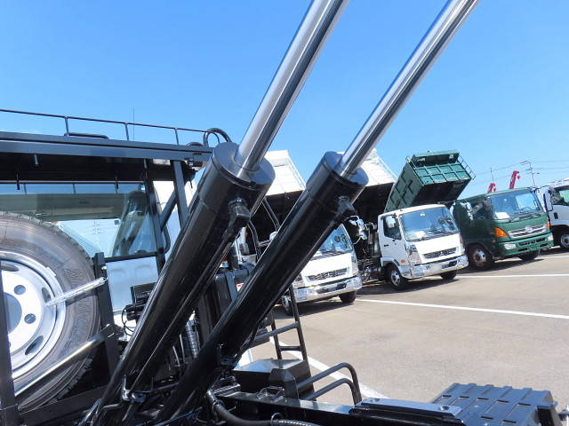 三菱ふそうファイターコンテナ専用車中型（4t）[写真25]