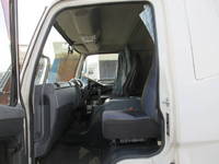 三菱ふそうファイターアルミウイング中型（4t）[写真20]