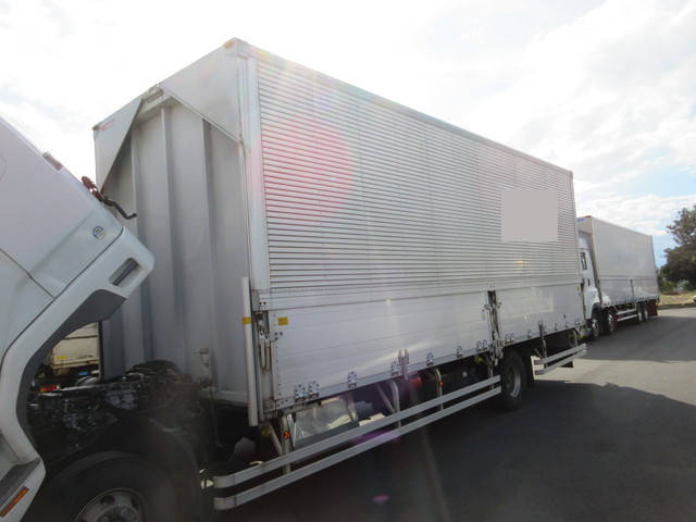 三菱ふそうファイターアルミウイング中型（4t）[写真24]