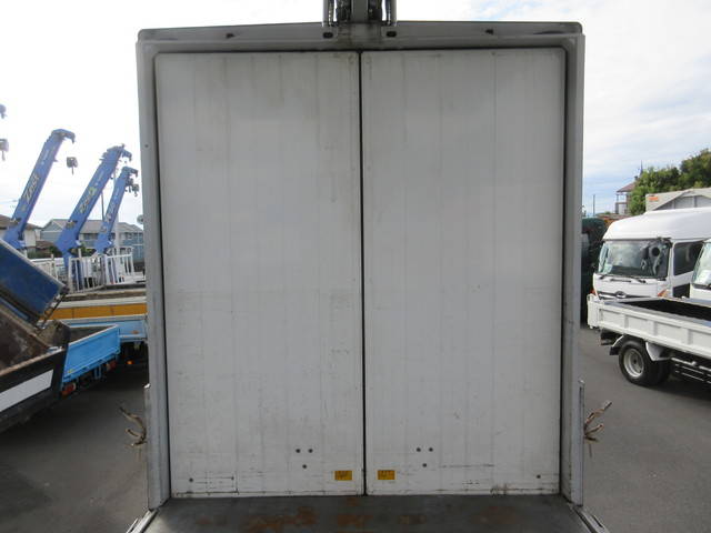 三菱ふそうファイターアルミウイング中型（4t）[写真33]