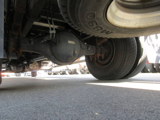 三菱ふそうファイターアルミウイング中型（4t）[写真08]