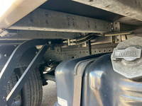 いすゞエルフアルミウイング小型（2t・3t）[写真24]