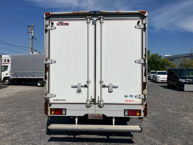 いすゞエルフアルミウイング小型（2t・3t）[写真09]