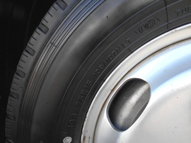 日野デュトロ平ボディ小型（2t・3t）[写真23]