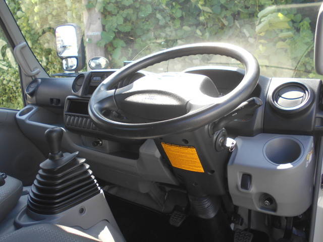 日野デュトロ平ボディ小型（2t・3t）[写真25]