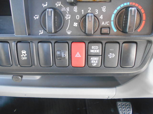 日野デュトロ平ボディ小型（2t・3t）[写真33]