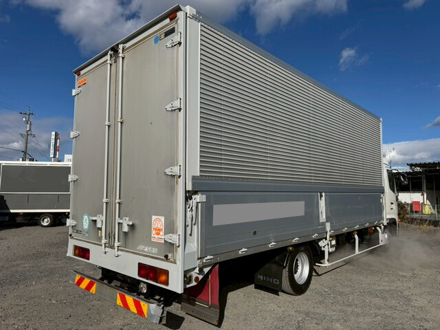 日野レンジャーアルミウイング中型（4t）[写真02]