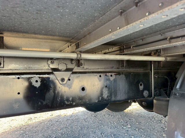 日野レンジャーアルミウイング中型（4t）[写真27]