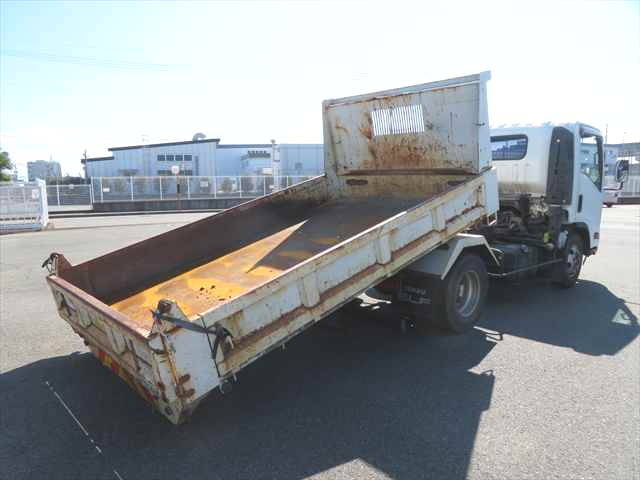 いすゞエルフローダーダンプ小型（2t・3t）[写真02]