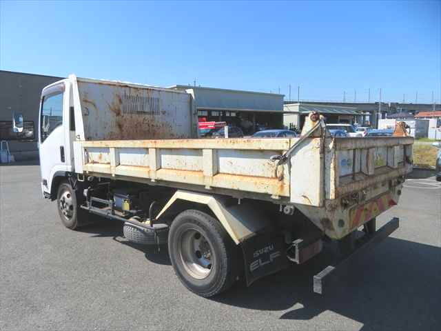 いすゞエルフローダーダンプ小型（2t・3t）[写真06]