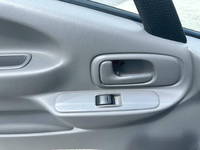 日野デュトロアルミバン小型（2t・3t）[写真18]