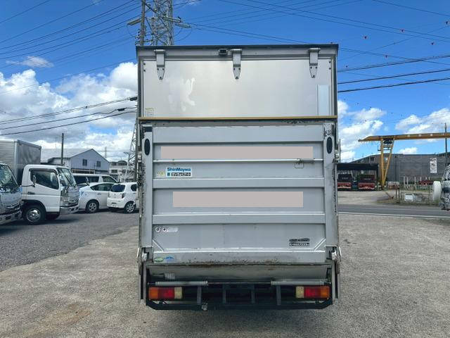 日野デュトロアルミバン小型（2t・3t）[写真03]
