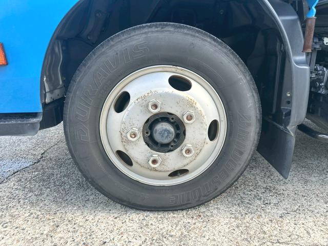 日野デュトロアルミバン小型（2t・3t）[写真39]