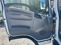 いすゞエルフ冷凍車（冷蔵車）小型（2t・3t）[写真29]