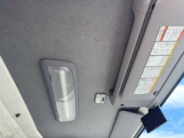 いすゞエルフ冷凍車（冷蔵車）小型（2t・3t）[写真34]