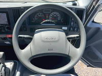 いすゞエルフ冷凍車（冷蔵車）小型（2t・3t）[写真36]