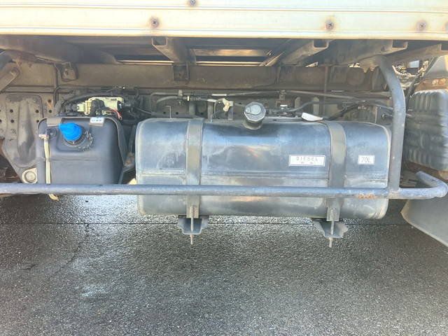 日産アトラスアルミバン小型（2t・3t）[写真21]