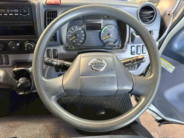 日産アトラスアルミバン小型（2t・3t）[写真35]