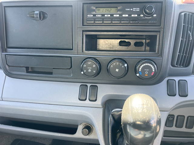 日産アトラスアルミバン小型（2t・3t）[写真36]